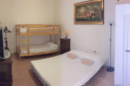 Nice Apartament 100M To Sea 2*Floor Монополи Экстерьер фото